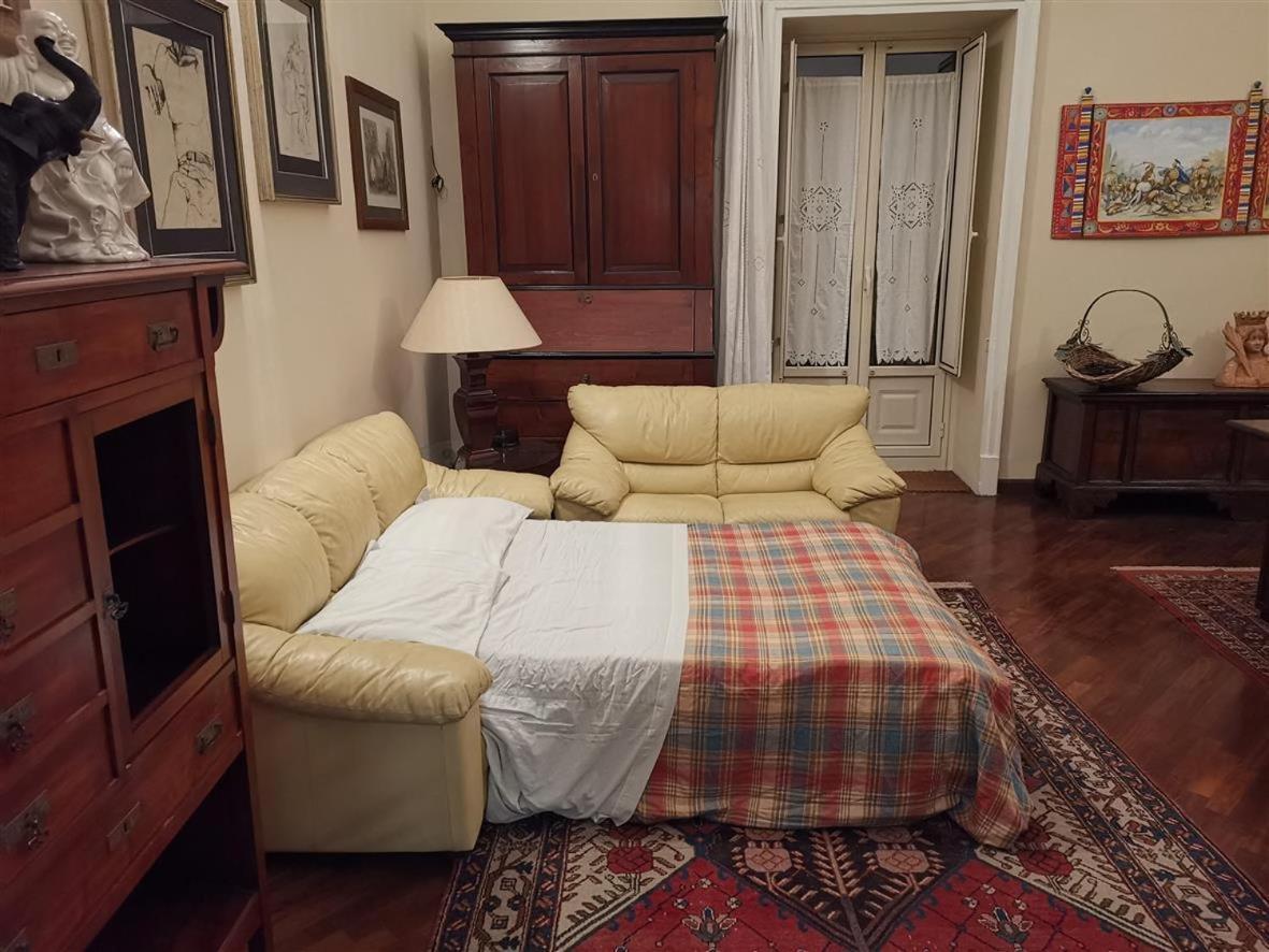 Apartamento Palazzo La Via Catania Exterior foto